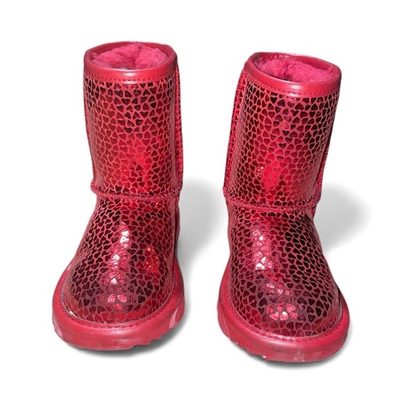 UGG Other - UGG Kids' Classic II Gel Hearts